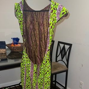 Backless African dress
